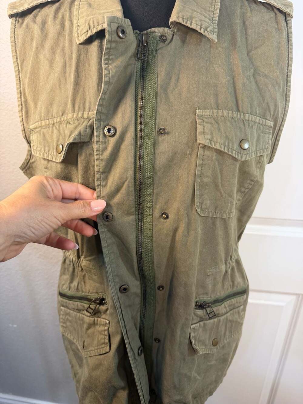 Velvet by Graham & Spencer Olive Green Utility Vest Size S - Picture 5 of 7